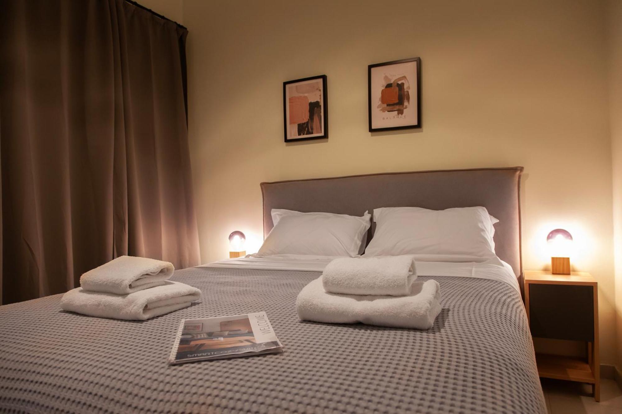 Aris123 By Smart Cozy Suites - Apartments In The Heart Of Athens - 5 Minutes From Metro - Available 24Hr Esterno foto