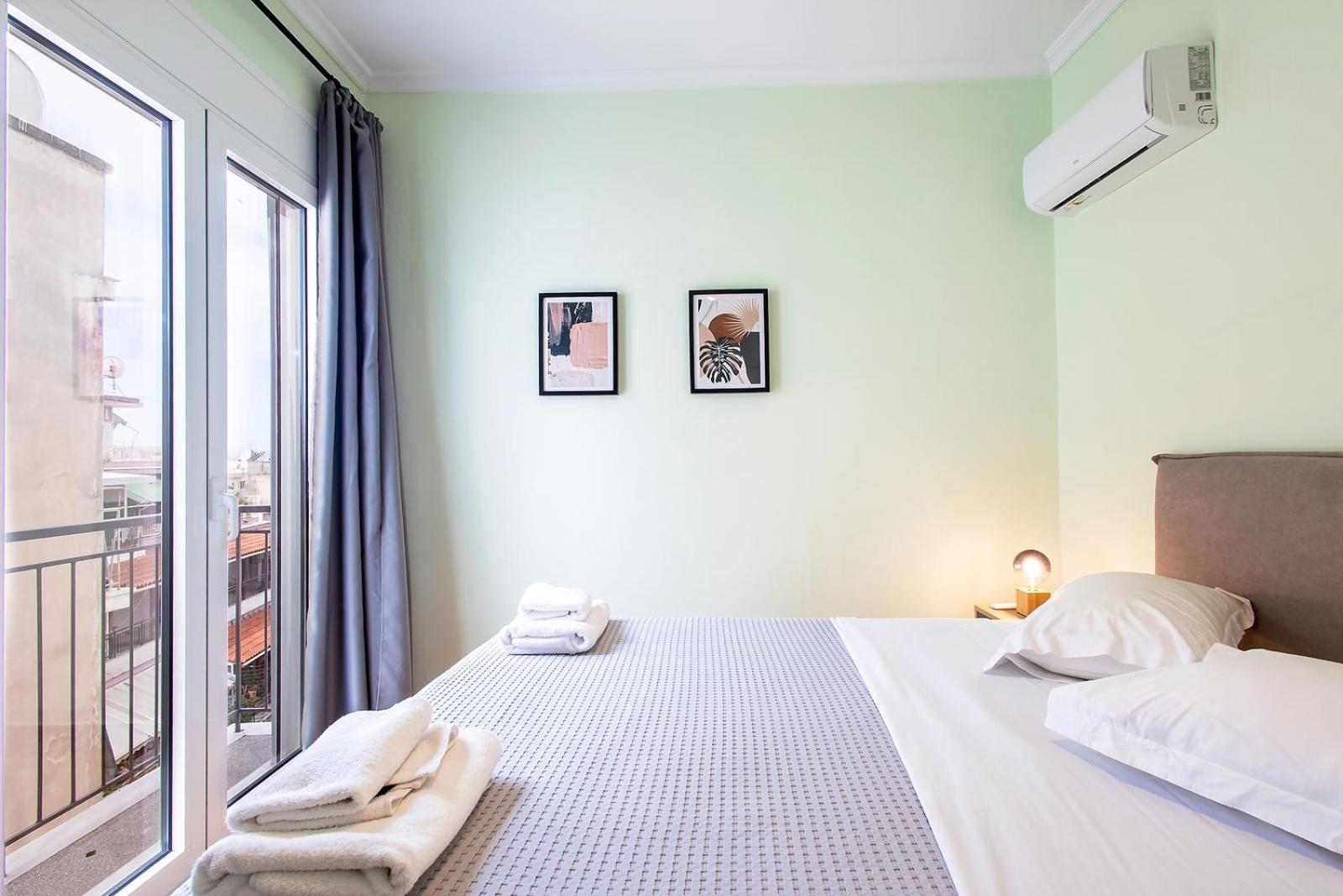 Aris123 By Smart Cozy Suites - Apartments In The Heart Of Athens - 5 Minutes From Metro - Available 24Hr Esterno foto