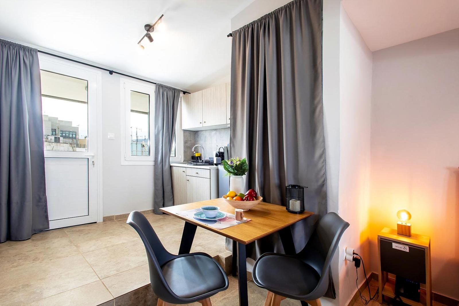 Aris123 By Smart Cozy Suites - Apartments In The Heart Of Athens - 5 Minutes From Metro - Available 24Hr Esterno foto