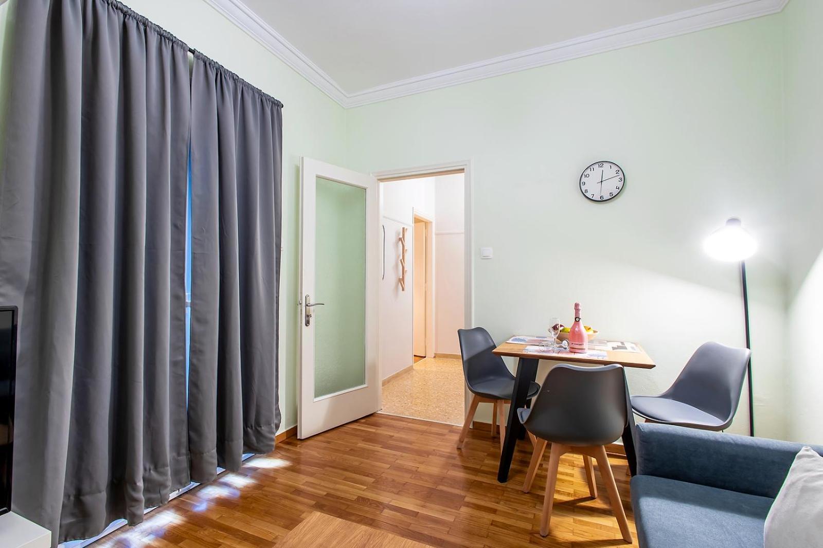Aris123 By Smart Cozy Suites - Apartments In The Heart Of Athens - 5 Minutes From Metro - Available 24Hr Esterno foto